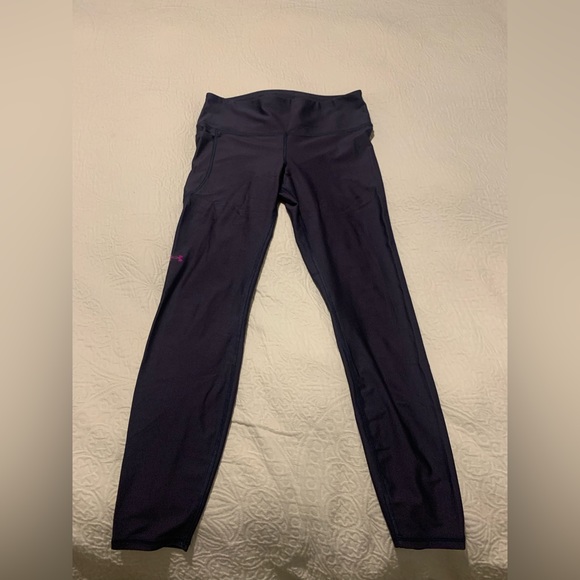 Under Armour Compression leggings size L. Tempered steel color. Has pocket! - Picture 2 of 6